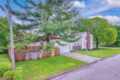 584 N Hawkins Avenue Akron OH 44313