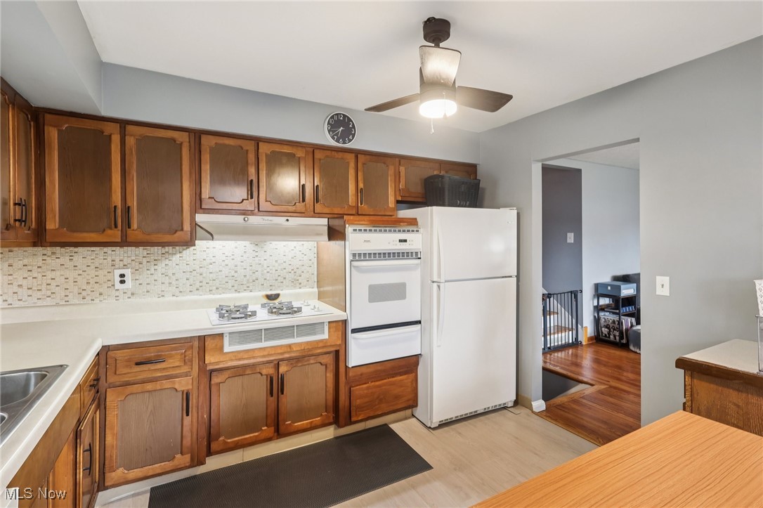 18018 Ridgeline Avenue Cleveland OH 44135