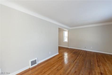 464 E 250th Street Euclid OH 44132