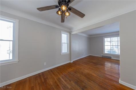 464 E 250th Street Euclid OH 44132