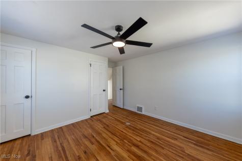 464 E 250th Street Euclid OH 44132