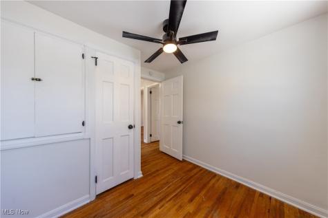 464 E 250th Street Euclid OH 44132