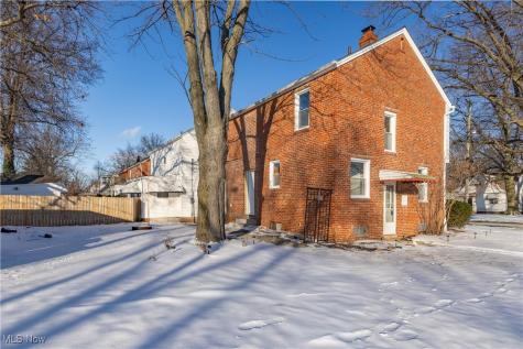 464 E 250th Street Euclid OH 44132