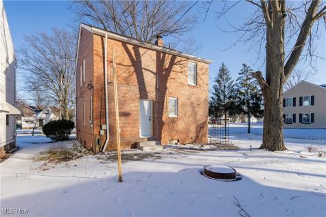 464 E 250th Street Euclid OH 44132