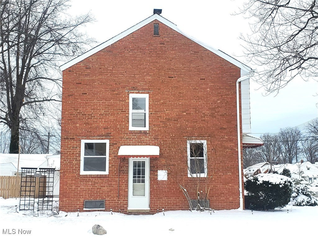 464 E 250th Street Euclid OH 44132