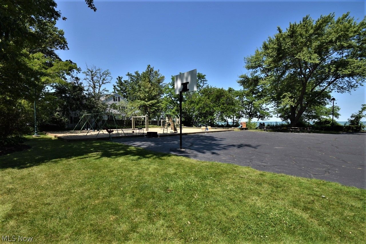 120 E 209th Street Euclid OH 44123
