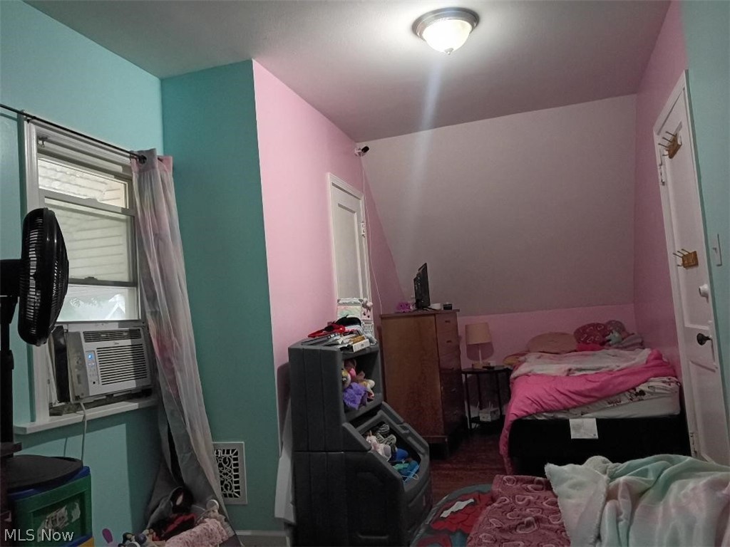 3340 W 91st Street Cleveland OH 44102