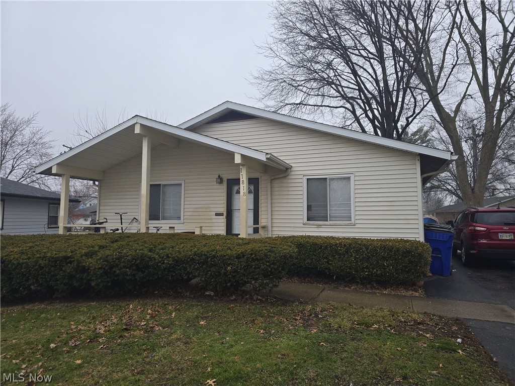 11818 Leeila Avenue Cleveland OH 44135