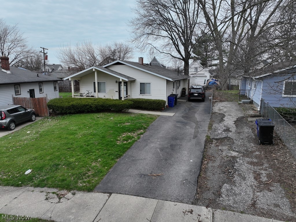 11818 Leeila Avenue Cleveland OH 44135