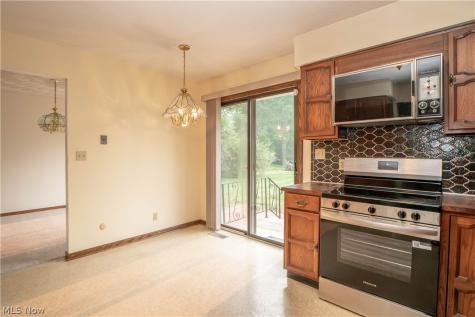 2421 Fairview Road Uniontown OH 44685