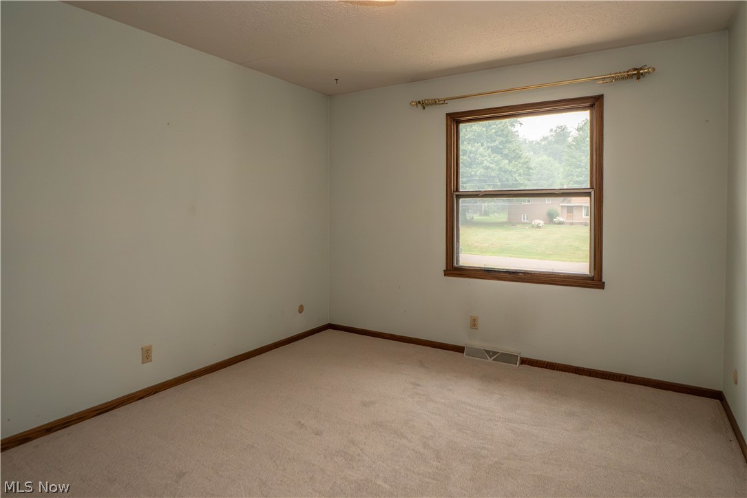 2421 Fairview Road Uniontown OH 44685