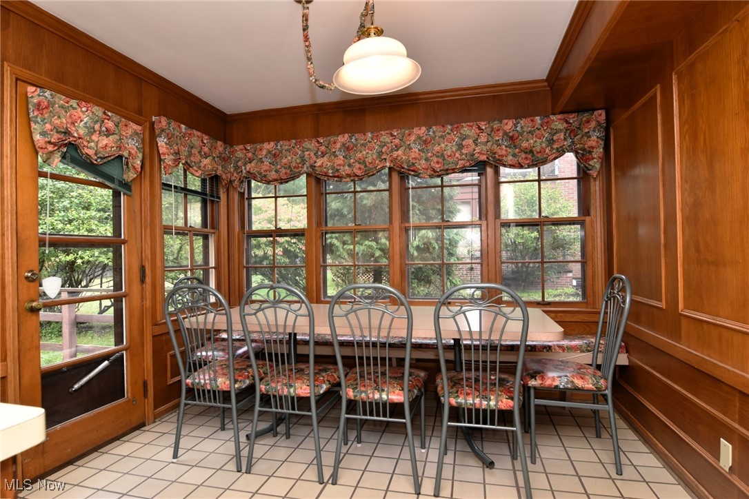 3483 Severn Road Cleveland Heights OH 44118