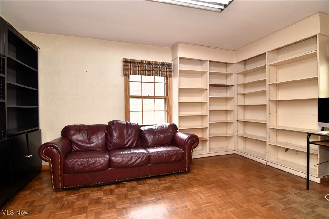 3483 Severn Road Cleveland Heights OH 44118