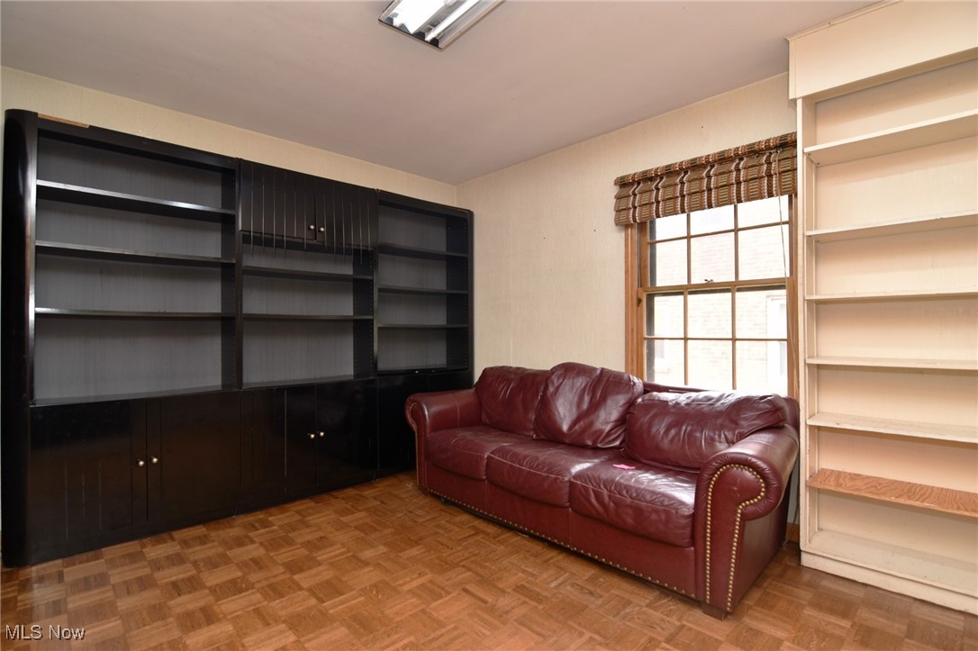 3483 Severn Road Cleveland Heights OH 44118