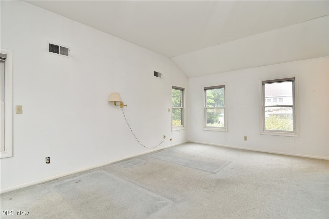 3483 Severn Road Cleveland Heights OH 44118