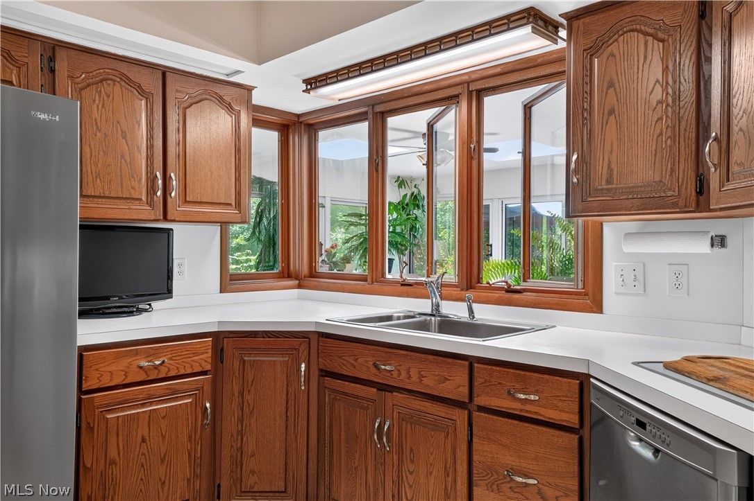 13635 Fox Hills Drive Novelty OH 44072