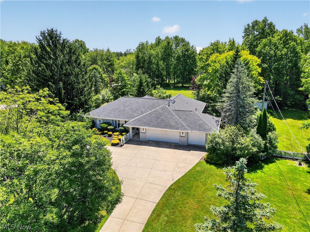 13635 Fox Hills Drive Novelty OH 44072