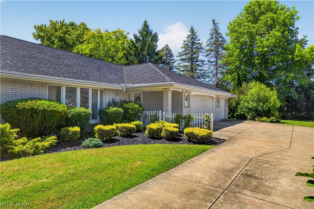 13635 Fox Hills Drive Novelty OH 44072