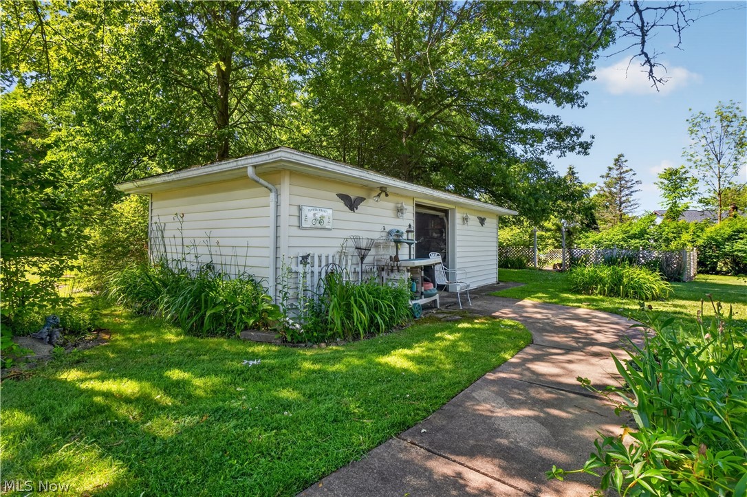 13635 Fox Hills Drive Novelty OH 44072