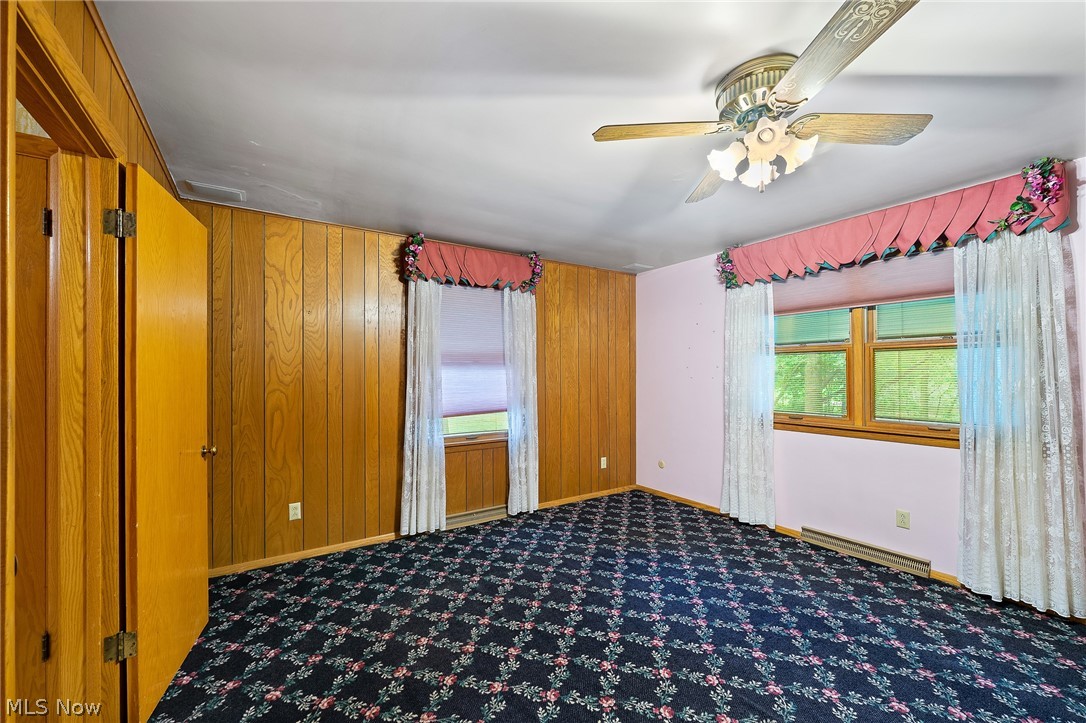 270 Benton Street Austintown OH 44515