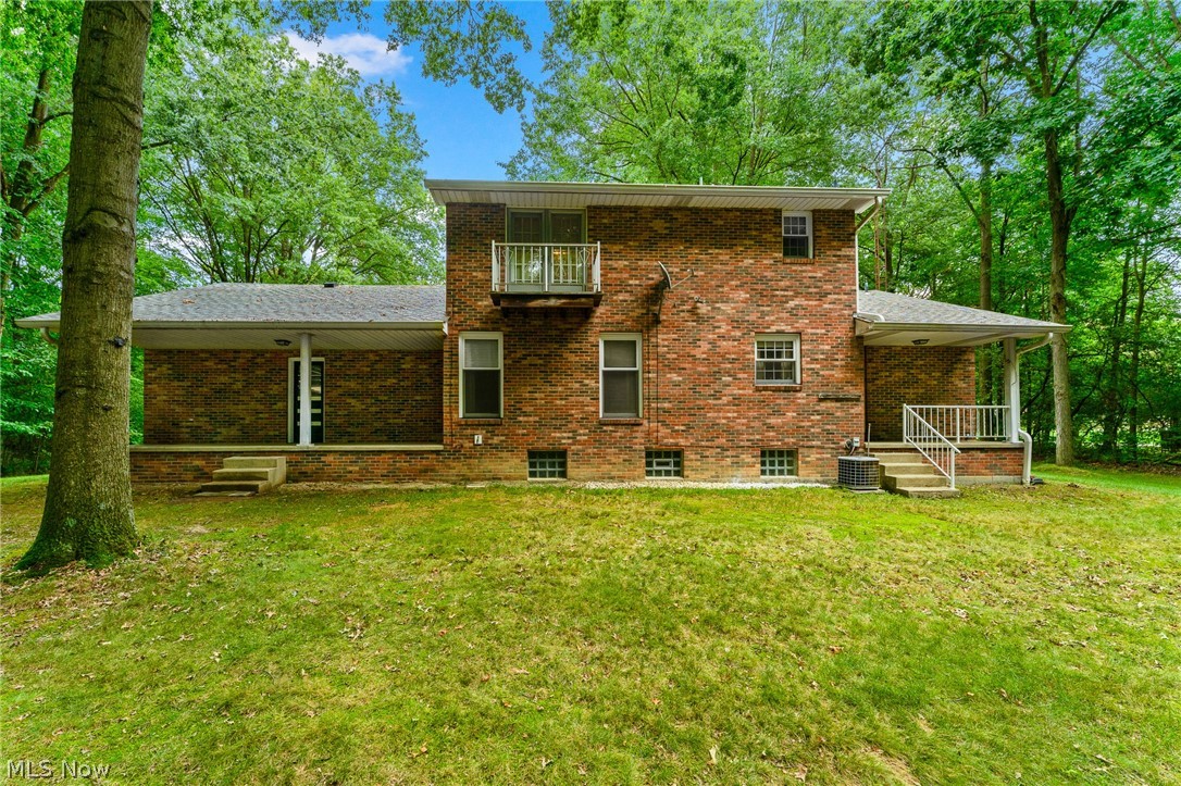 270 Benton Street Austintown OH 44515