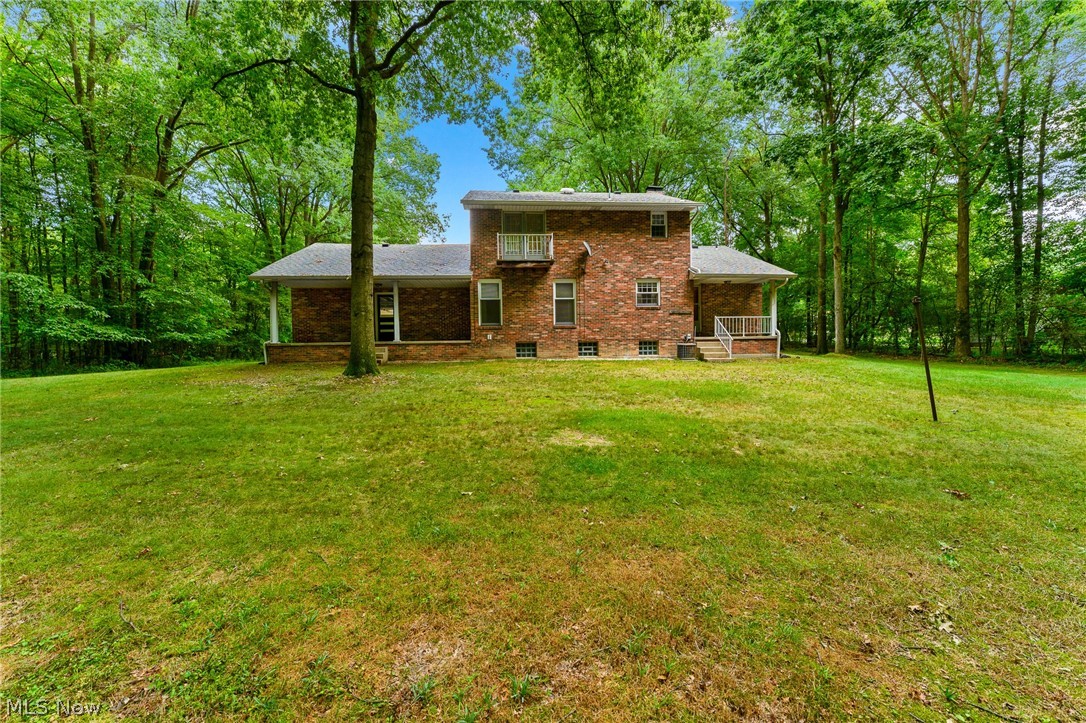 270 Benton Street Austintown OH 44515