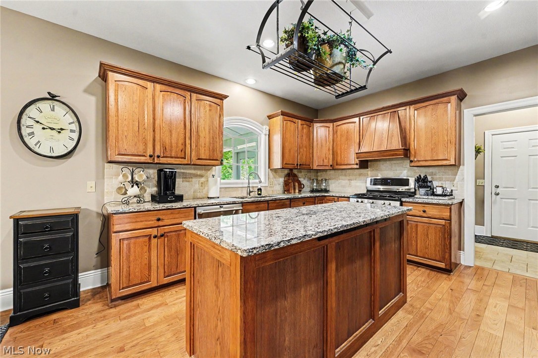 861 E Beech Street Jefferson OH 44047