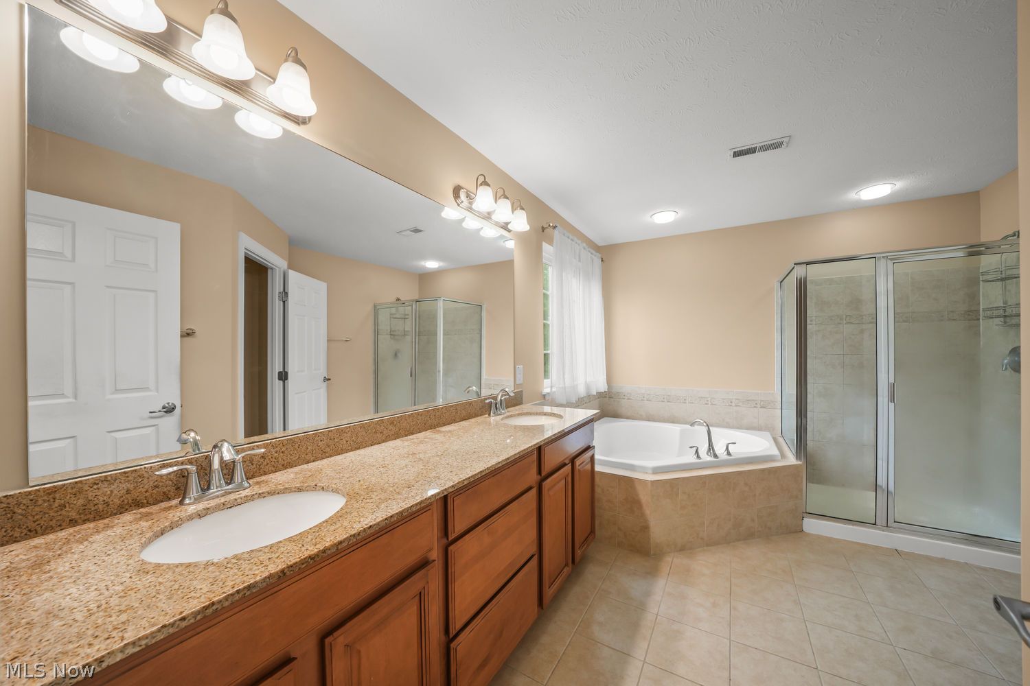 9366 Adam Run Twinsburg OH 44087