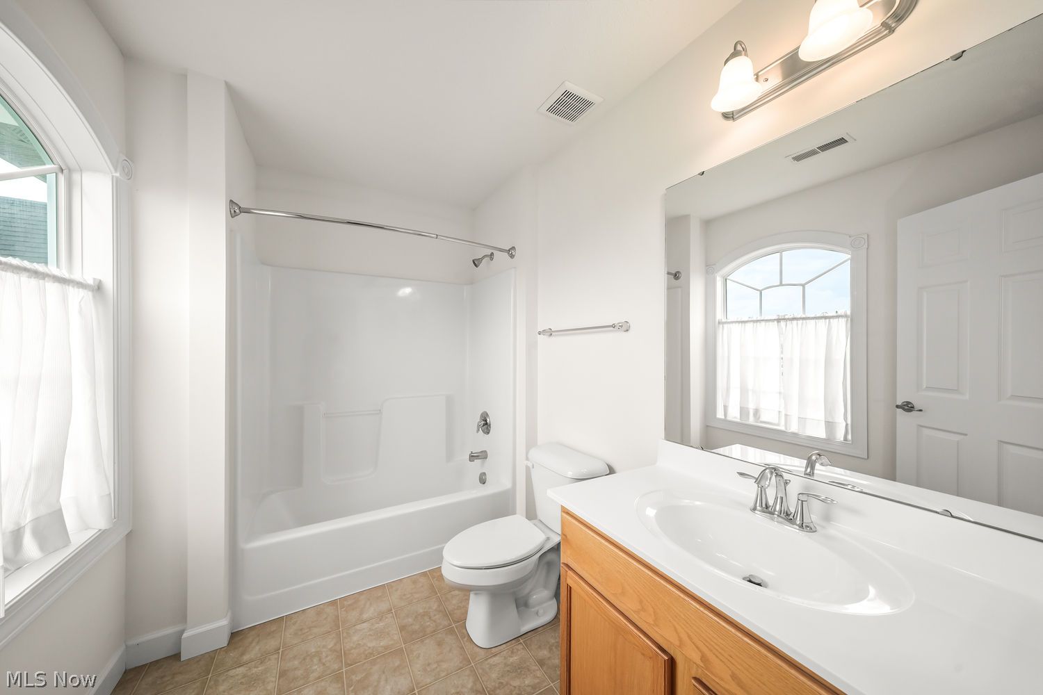 9366 Adam Run Twinsburg OH 44087