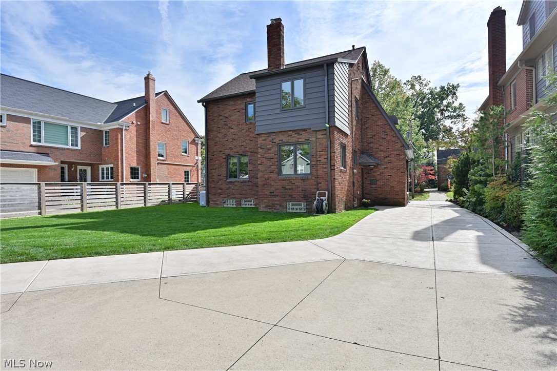 21398 Stratford Avenue Rocky River OH 44116