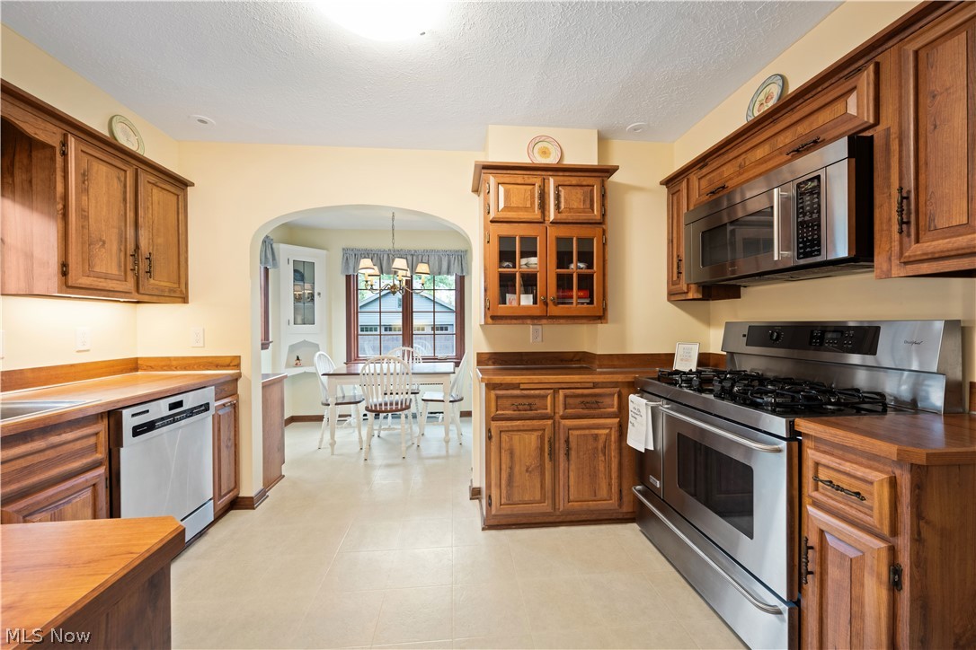 21398 Stratford Avenue Rocky River OH 44116