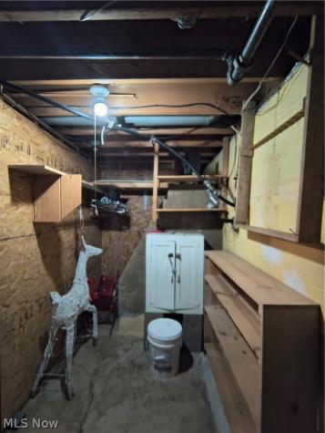 1380 Mount Tom Road Marietta OH 45750