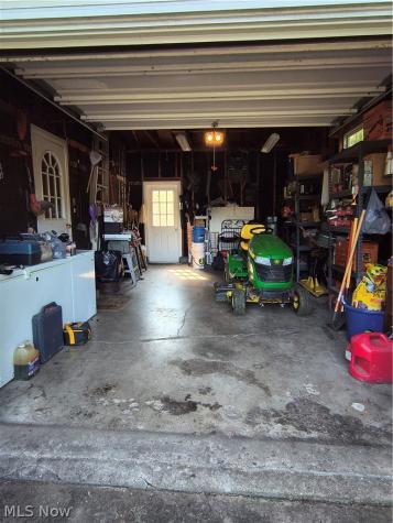 1380 Mount Tom Road Marietta OH 45750