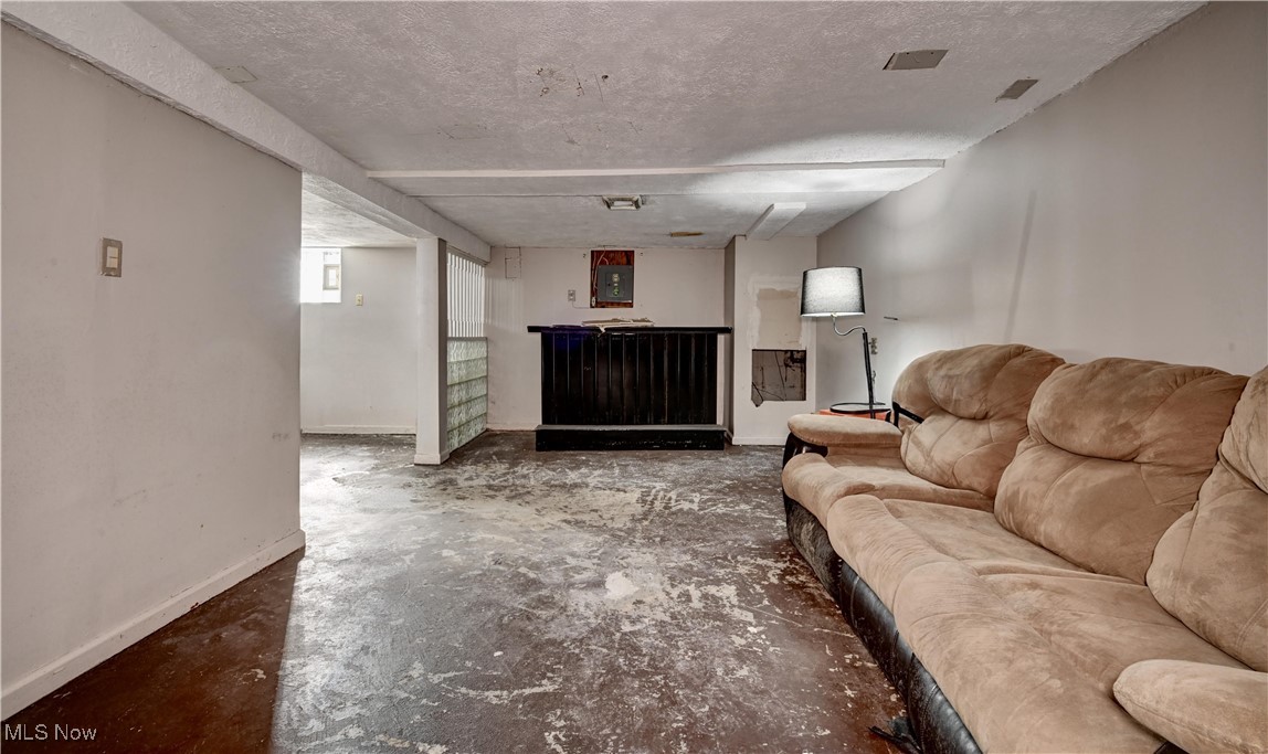 311 Dean Street Akron OH 44304