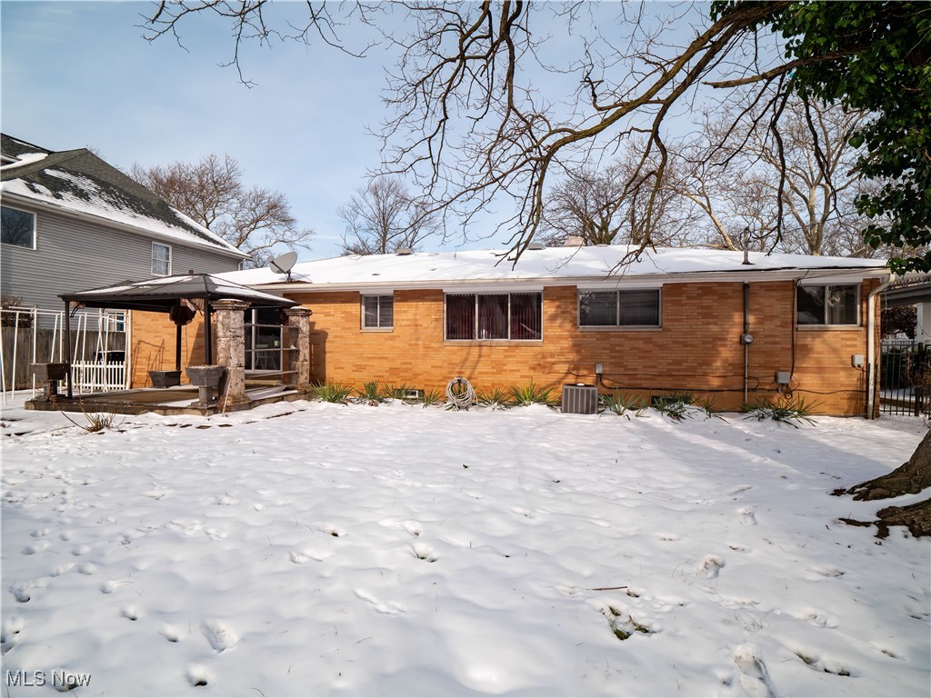 11317 Lake Avenue Cleveland OH 44102