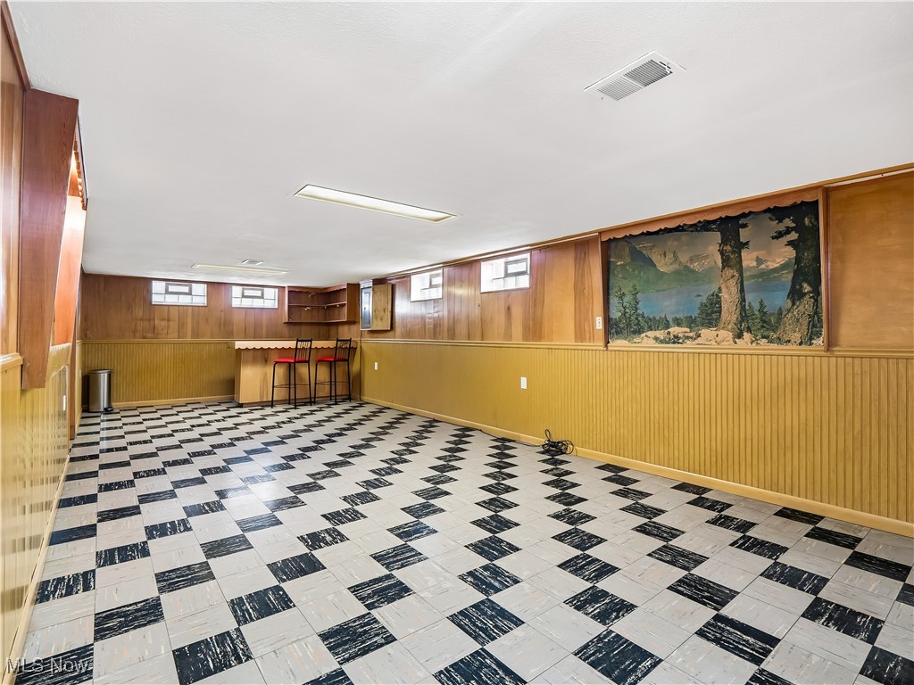 11317 Lake Avenue Cleveland OH 44102