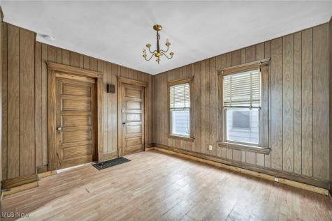 1012 E 72nd Street Cleveland OH 44103
