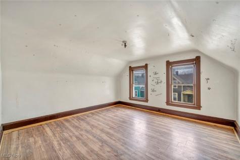 1012 E 72nd Street Cleveland OH 44103