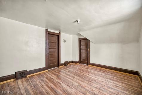 1012 E 72nd Street Cleveland OH 44103