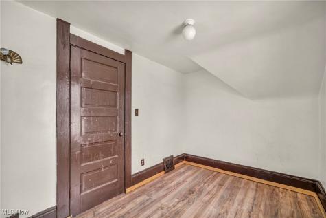 1012 E 72nd Street Cleveland OH 44103