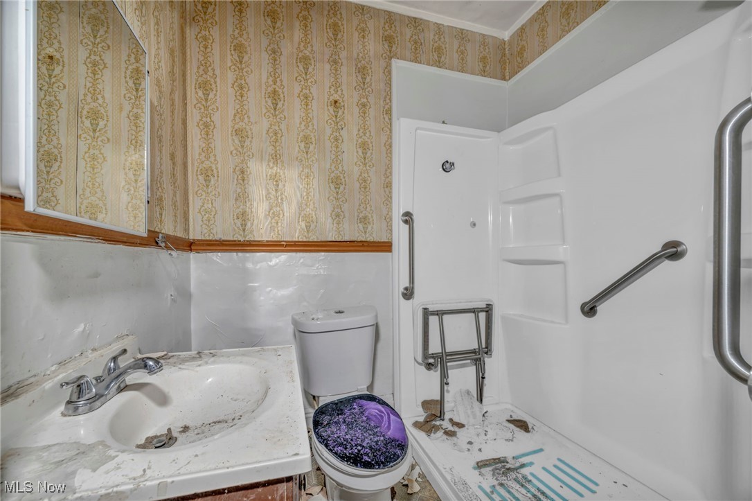 1012 E 72nd Street Cleveland OH 44103