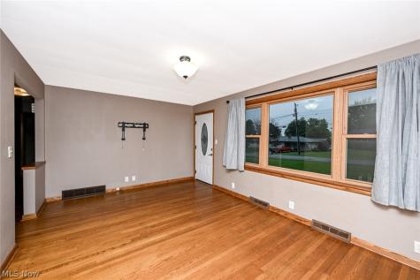 5175 Oakvale Street SW Canton OH 44706