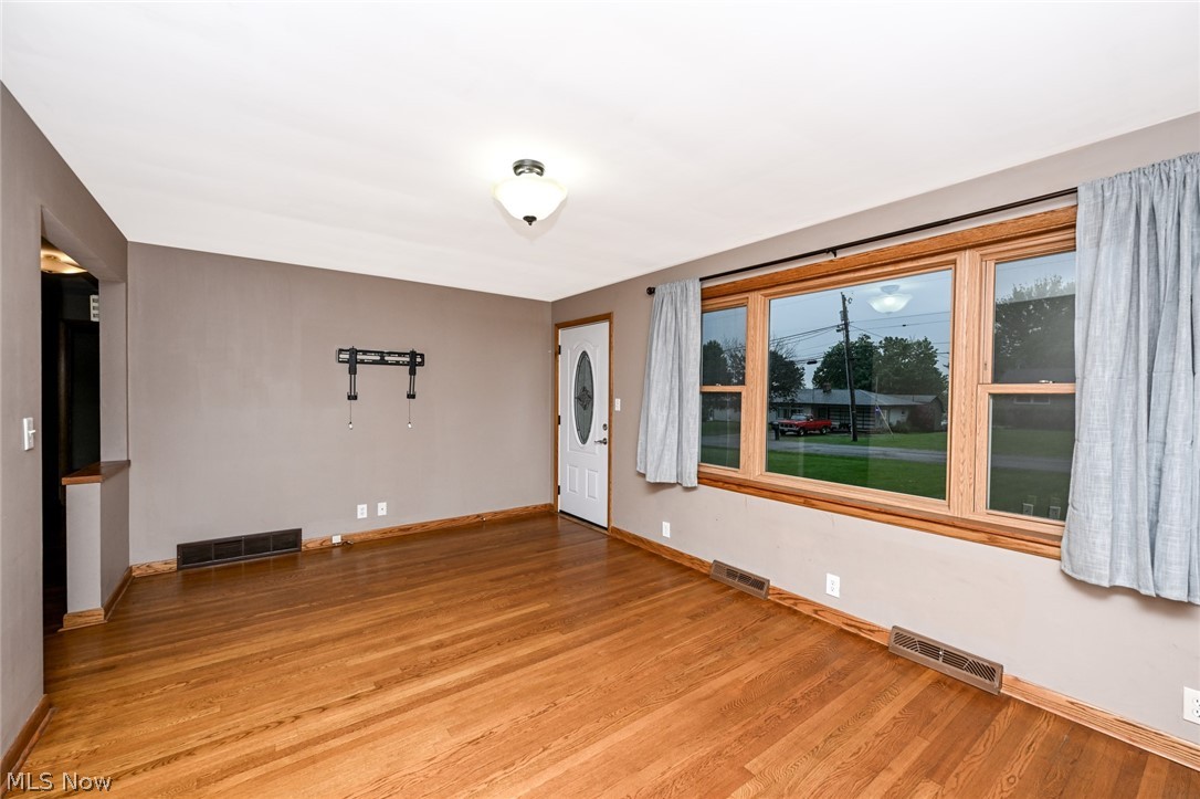5175 Oakvale Street SW Canton OH 44706