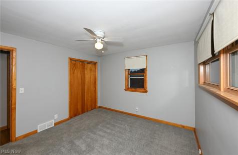 5175 Oakvale Street SW Canton OH 44706