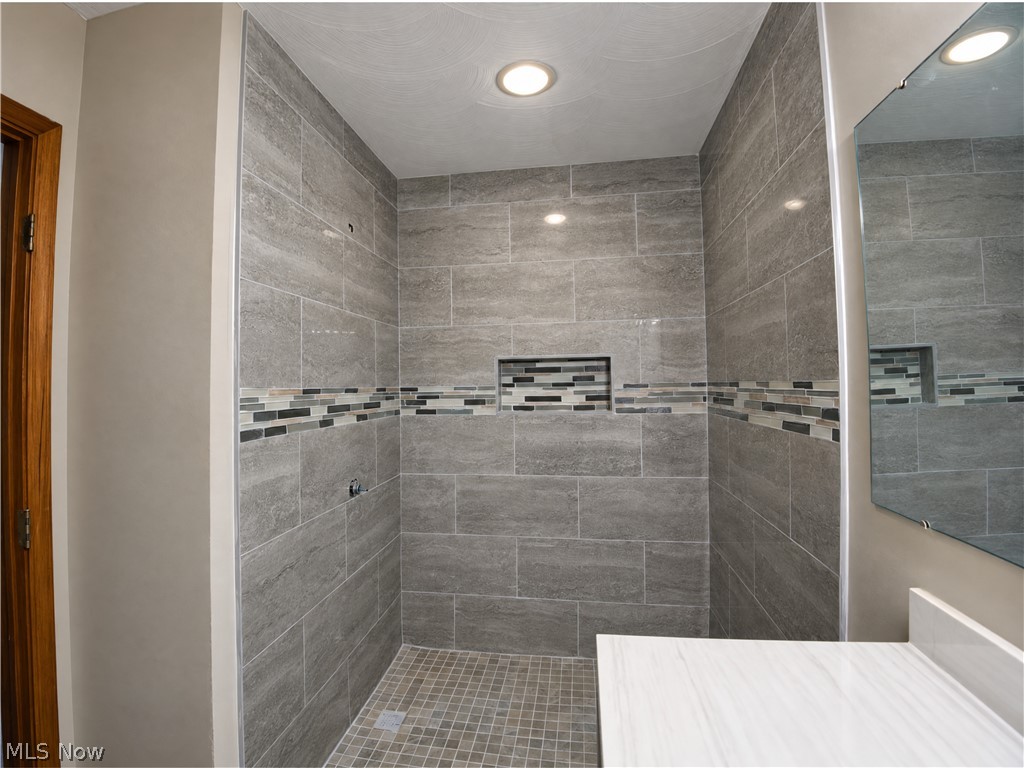 7708 Buchanan Drive Boardman OH 44512