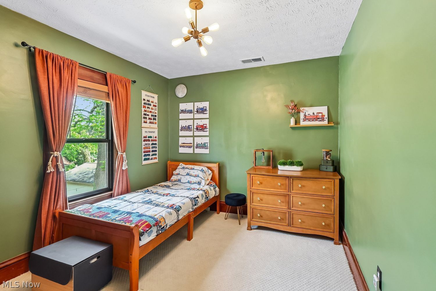 1367 Giel Avenue Lakewood OH 44107