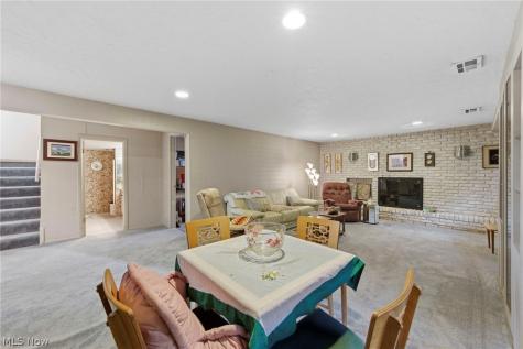 2619 S Green Road Beachwood OH 44122