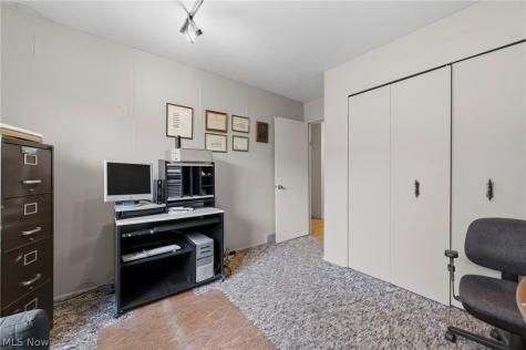 2619 S Green Road Beachwood OH 44122