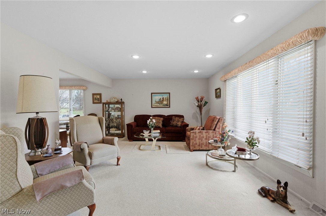 2619 S Green Road Beachwood OH 44122