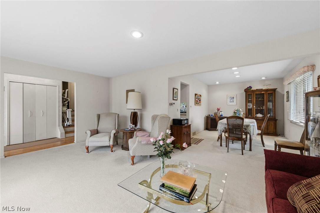 2619 S Green Road Beachwood OH 44122